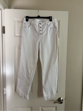INC International Concepts White Button-Front Frayed Hem Jeans size 12
